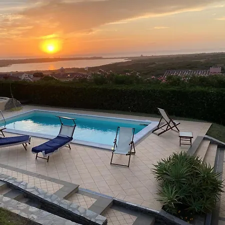 Luxury Angelina Villa